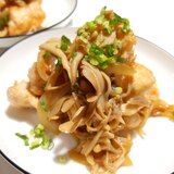 ストウブDe〜鶏胸肉の舞茸バタポンソース